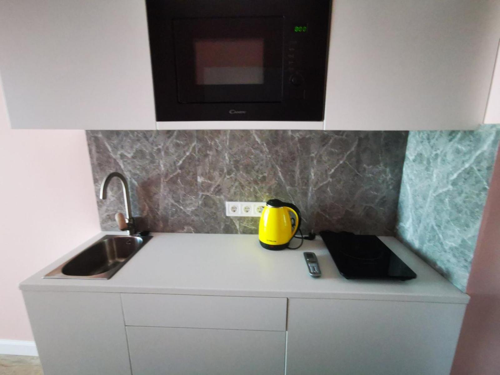 Viktory 5 B, Apartments Kyiv Exterior photo